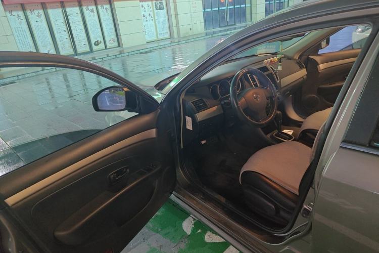 Used Nissan Sylphy 2018 Classic 1.6XE+ CVT Luxury Edition Driver Seat