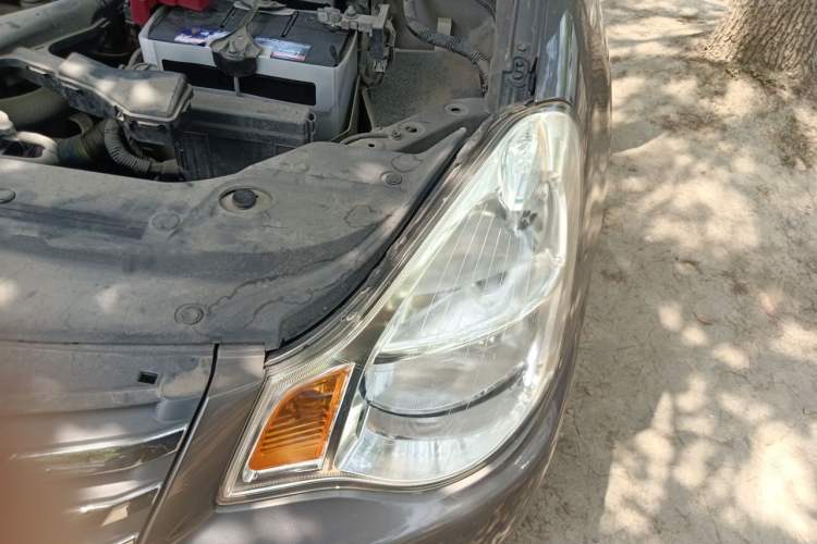 Used Nissan Sylphy 2018 Classic 1.6XE+ Manual Leading Edition Engine Bay Left