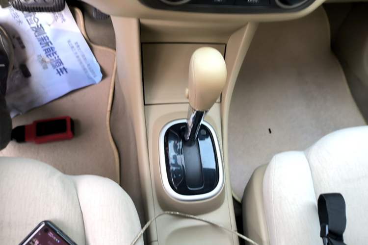 Used Nissan Sylphy 2018 Classic 1.6XE CVT Comfort Edition Gear Lever
