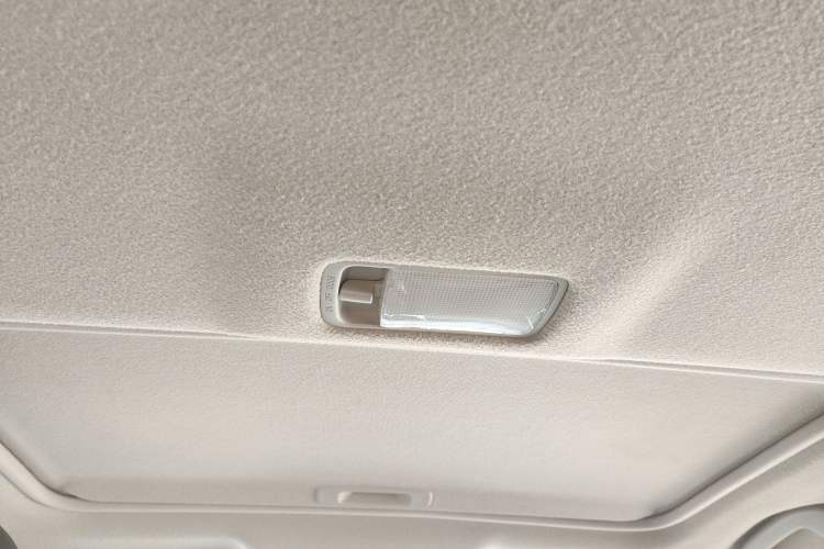 Used Nissan Sylphy 2018 1.6XV CVT Deluxe Edition Headliner