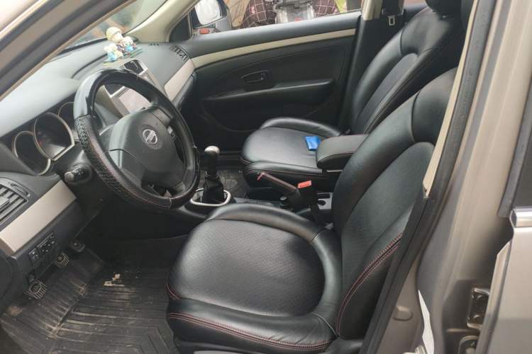 Used Nissan Sylphy 2018 Classic 1.6XE+ Manual Leading Edition Left Front Seat