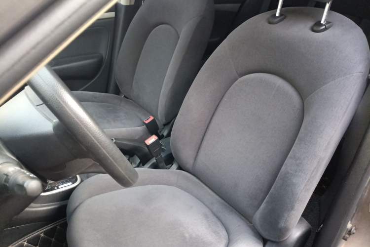 Used Nissan Sylphy 2018 Classic 1.6XE+ CVT Leading Edition Left Front Seat