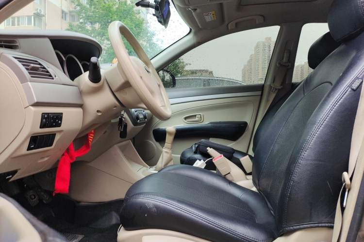 Used Nissan Sylphy 2018 Classic 1.6XE+ Manual Luxury Edition Left Front Seat