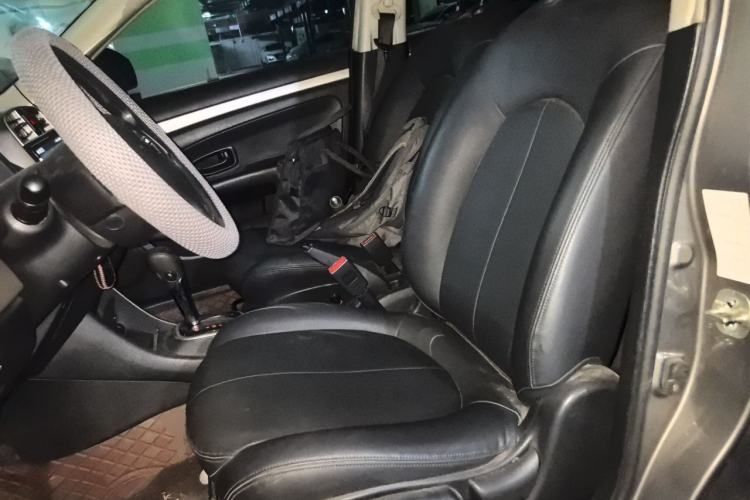 Used Nissan Sylphy 2018 Classic 1.6XE+ CVT Leading Edition Left Front Seat