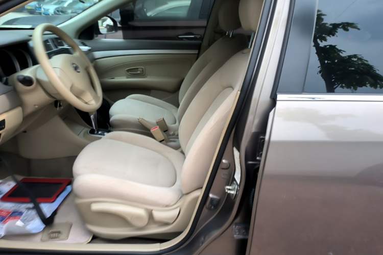 Used Nissan Sylphy 2018 Classic 1.6XE CVT Comfort Edition Left Front Seat