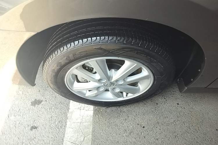Used Nissan Sylphy 2018 Classic 1.6XE+ Manual Leading Edition Left Front Wheel Hub