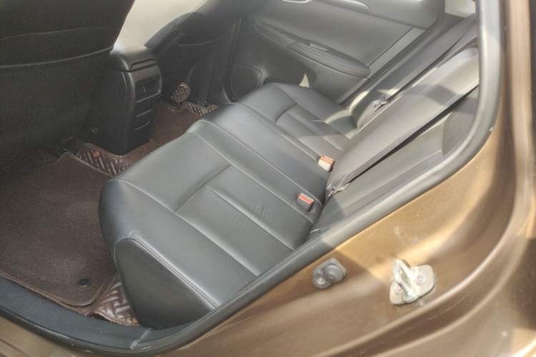 Used Nissan Sylphy 2018 1.6XV CVT Deluxe Edition Left Rear Seat