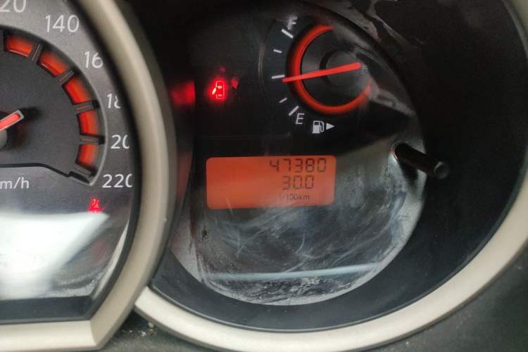 Used Nissan Sylphy 2018 Classic 1.6XE+ Manual Leading Edition Odometer Close Up