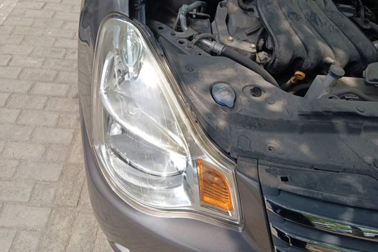 Used Nissan Sylphy 2018 Classic 1.6XE+ Manual Leading Edition Right Front Headlight