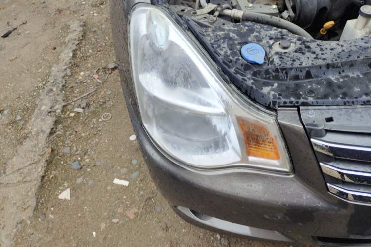 Used Nissan Sylphy 2018 Classic 1.6XE+ Manual Luxury Edition Right Front Headlight