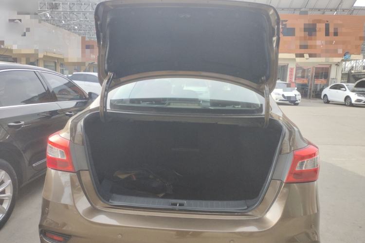 Used Nissan Sylphy 2018 1.6XV CVT Deluxe Edition Trunk