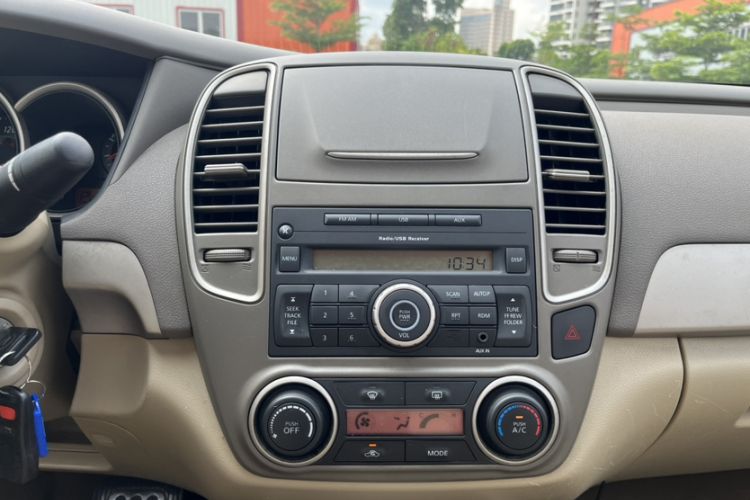 Used Nissan Sylphy 2018 Classic 1.6XE CVT Comfort Edition Audio And AC Panel