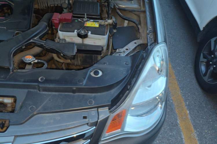 Used Nissan Sylphy 2018 Classic 1.6XE+ CVT Leading Edition Engine Bay Left