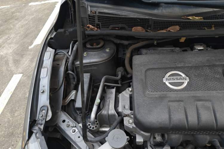 Used Nissan Sylphy 2018 1.6XV CVT Deluxe Edition Engine Bay Right