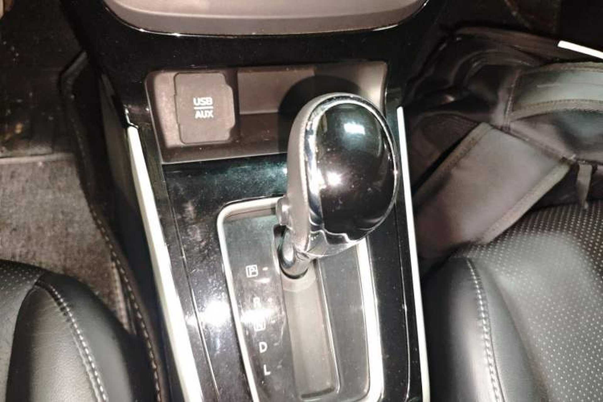 Used Nissan Sylphy 2018 1.6XV CVT Deluxe Edition Gear Lever