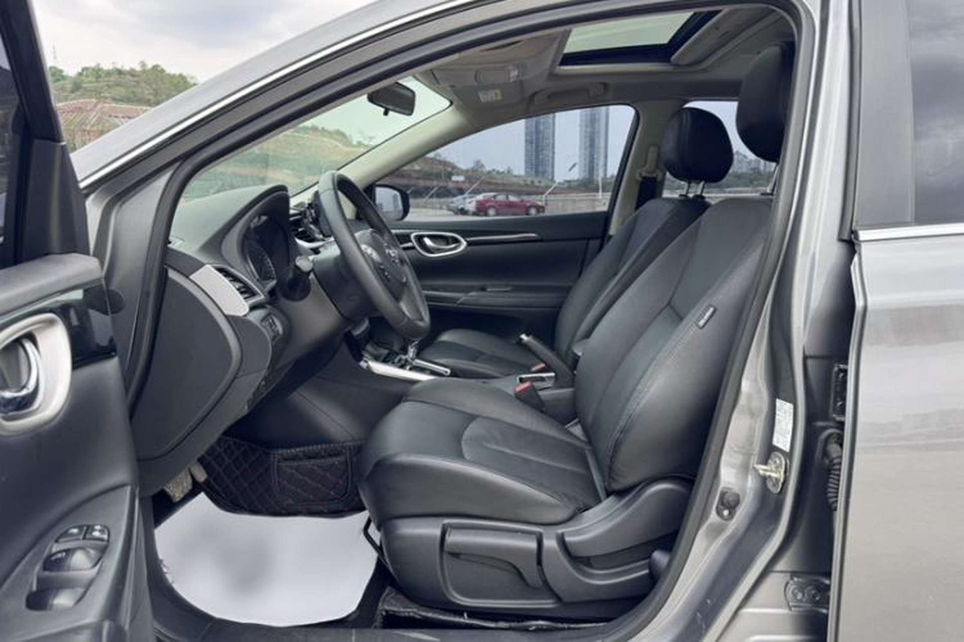 Used Nissan Sylphy 2018 1.6XV CVT Deluxe Edition Interior 1