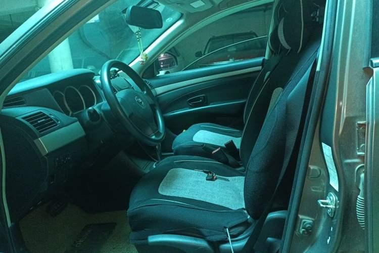 Used Nissan Sylphy 2018 Classic 1.6XE+ CVT Leading Edition Left Front Seat