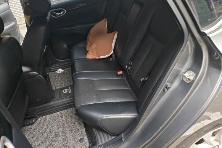 Used Nissan Sylphy 2018 1.6XV CVT Deluxe Edition Left Rear Seat