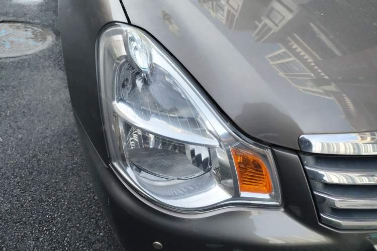 Used Nissan Sylphy 2018 Classic 1.6XE CVT Comfort Edition Right Front Headlight