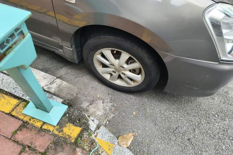 Used Nissan Sylphy 2018 Classic 1.6XE Manual Comfort Edition Right Front Wheel Hub