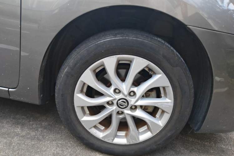 Used Nissan Sylphy 2018 1.6XV CVT Deluxe Edition Right Front Wheel Hub
