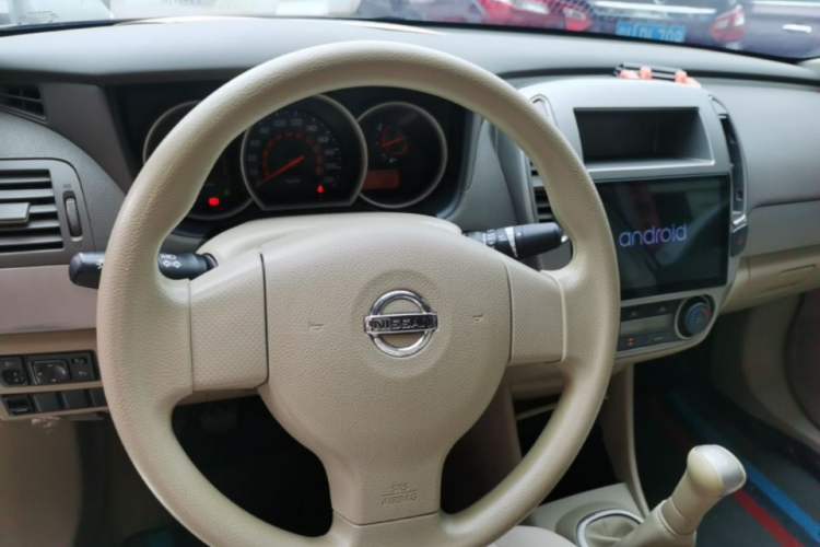 Used Nissan Sylphy 2018 Classic 1.6XE+ Manual Leading Edition Steering Wheel