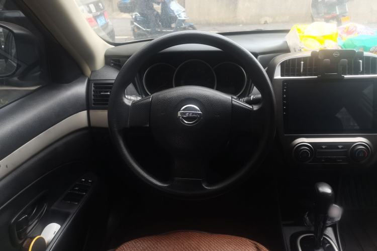 Used Nissan Sylphy 2018 Classic 1.6XE+ CVT Leading Edition Steering Wheel
