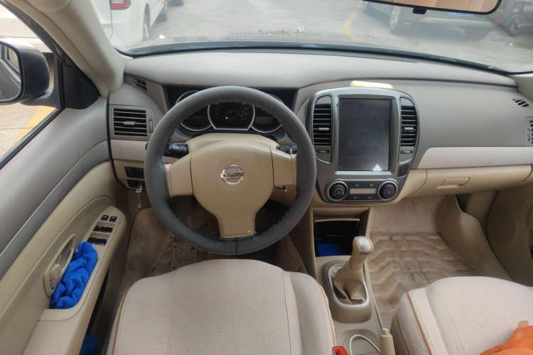 Used Nissan Sylphy 2018 Classic 1.6XE Manual Comfort Edition Steering Wheel