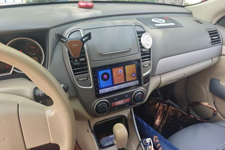 Used Nissan Sylphy 2018 Classic 1.6XE+ CVT Leading Edition Audio And AC Panel