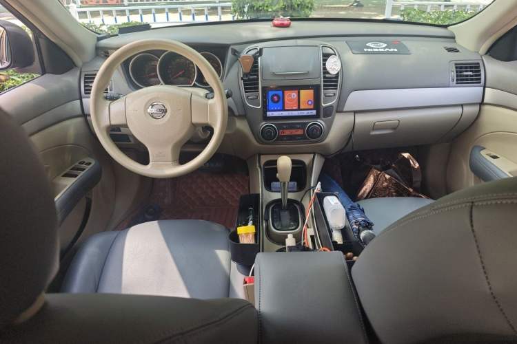 Used Nissan Sylphy 2018 Classic 1.6XE+ CVT Leading Edition Center Console