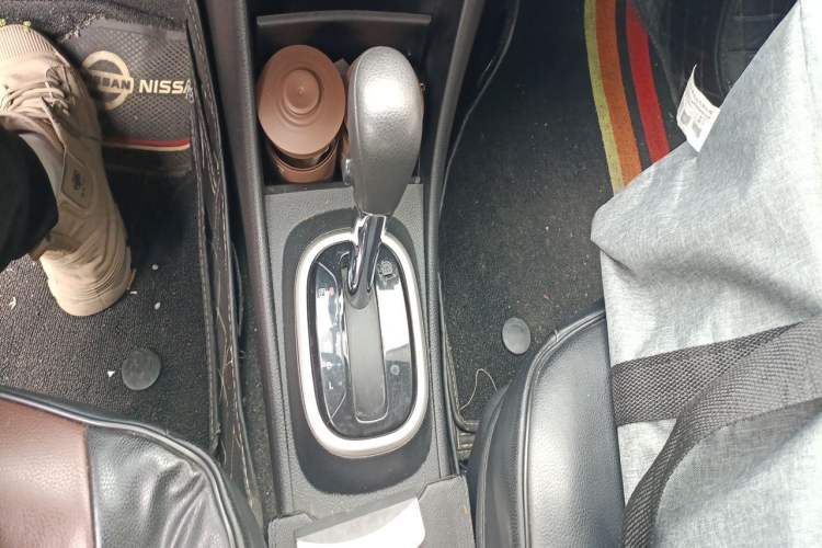 Used Nissan Sylphy 2018 Classic 1.6XE CVT Comfort Edition Gear Lever