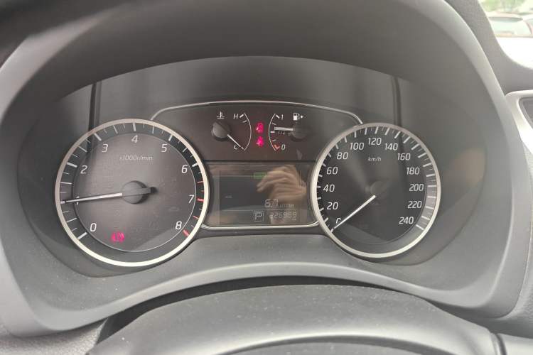 Used Nissan Sylphy 2018 1.6XV CVT Deluxe Edition Instrument Cluster