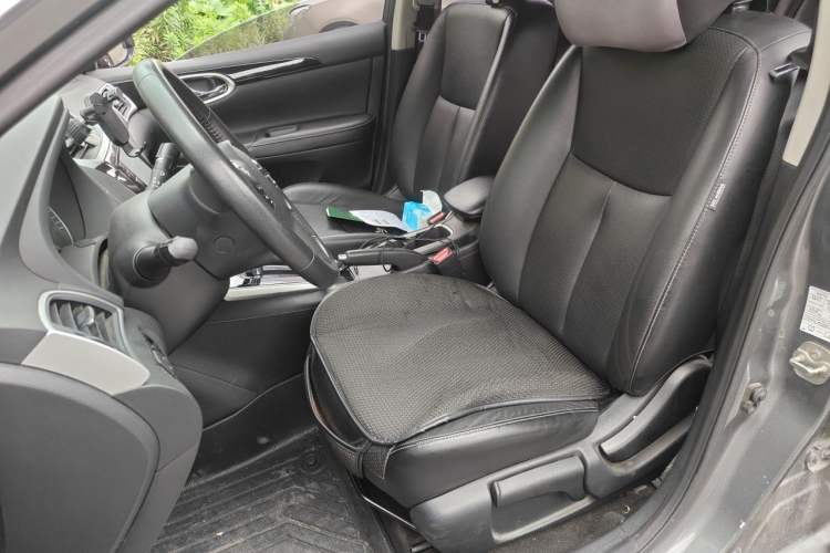 Used Nissan Sylphy 2018 1.6XV CVT Deluxe Edition Left Front Seat