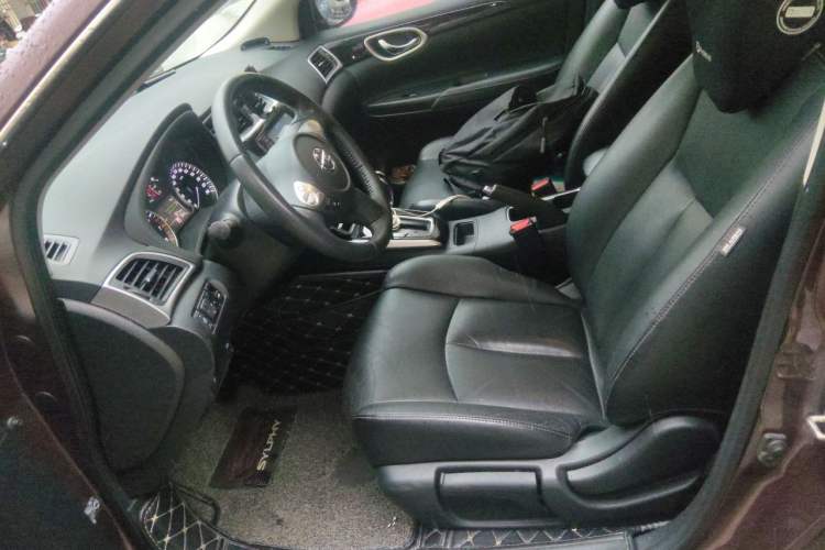 Used Nissan Sylphy 2018 1.6XV CVT Deluxe Edition Left Front Seat