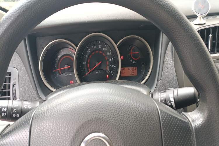 Used Nissan Sylphy 2018 Classic 1.6XE CVT Comfort Edition Odometer Close Up