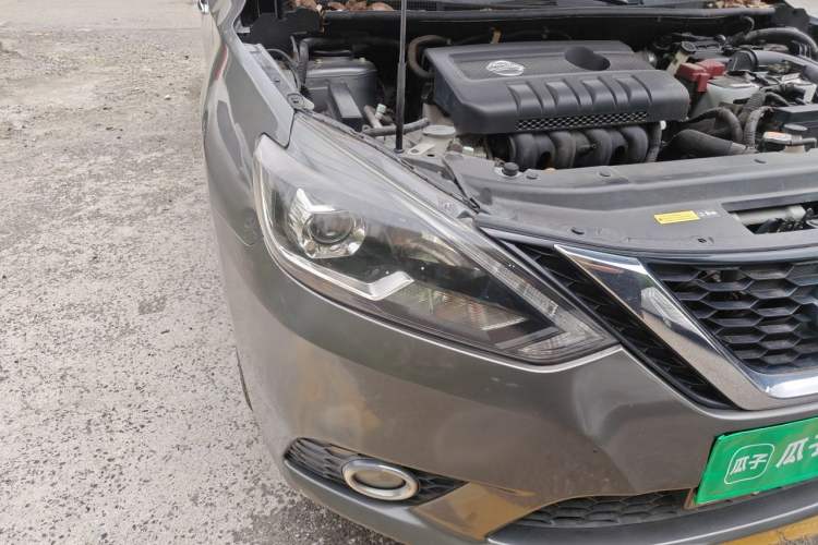 Used Nissan Sylphy 2018 1.6XV CVT Deluxe Edition Right Front Headlight