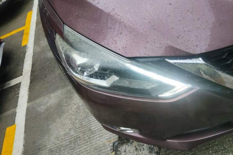 Used Nissan Sylphy 2018 1.6XV CVT Deluxe Edition Right Front Headlight