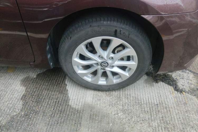 Used Nissan Sylphy 2018 1.6XV CVT Deluxe Edition Right Front Wheel Hub