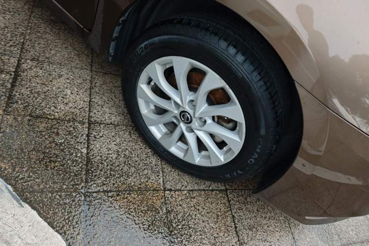 Used Nissan Sylphy 2018 1.6XV CVT Deluxe Edition Right Front Wheel Hub