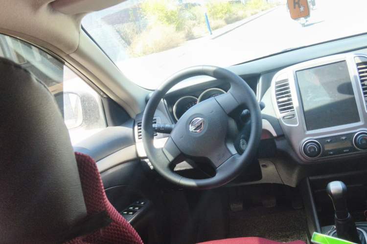 Used Nissan Sylphy 2018 Classic 1.6XE+ Manual Leading Edition Steering Wheel