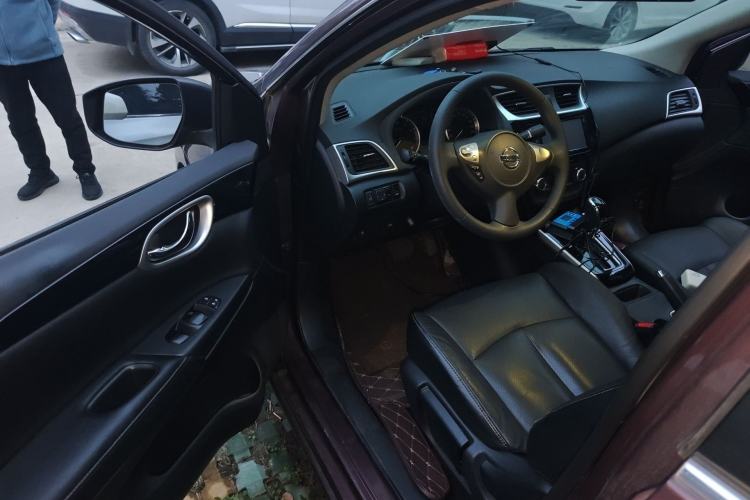Used Nissan Sylphy 2018 1.6XV CVT Deluxe Edition Interior 3