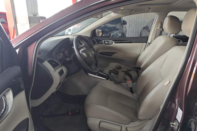 Used Nissan Sylphy 2018 1.6XV CVT Deluxe Edition Left Front Seat