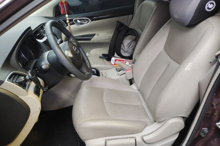Used Nissan Sylphy 2018 1.6XV CVT Deluxe Edition Left Front Seat