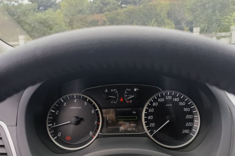 Used Nissan Sylphy 2018 1.6XV CVT Deluxe Edition Odometer Close Up