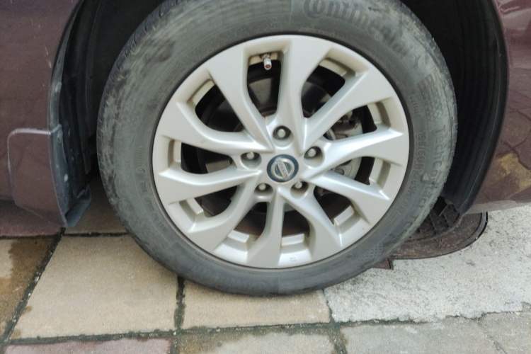 Used Nissan Sylphy 2018 1.6XV CVT Deluxe Edition Right Front Wheel Hub