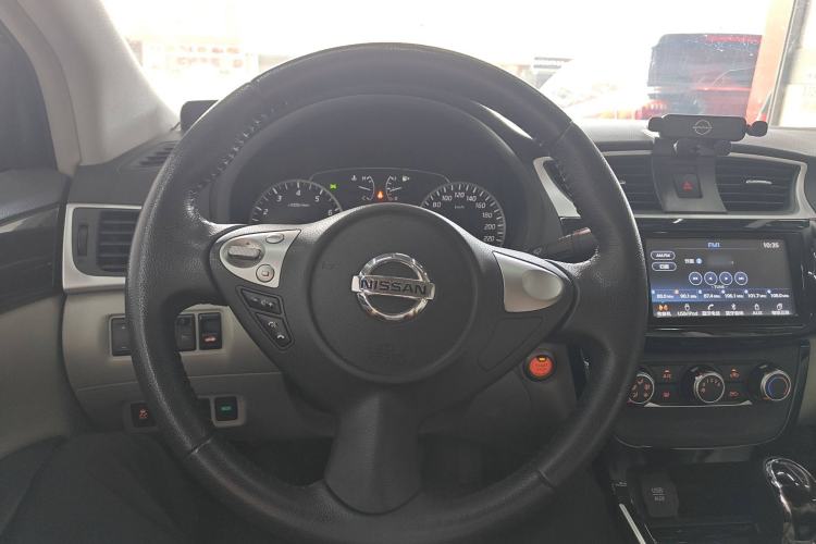 Used Nissan Sylphy 2018 1.6XV CVT Deluxe Edition Steering Wheel