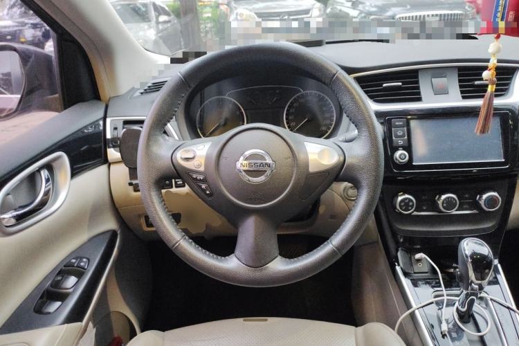 Used Nissan Sylphy 2018 1.6XV CVT Deluxe Edition Steering Wheel