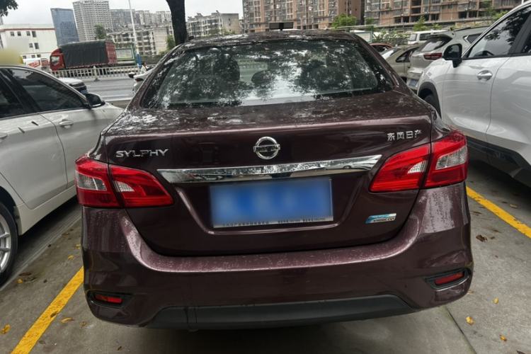 Used Nissan Sylphy 2018 1.6XV CVT Deluxe Edition Exterior 4