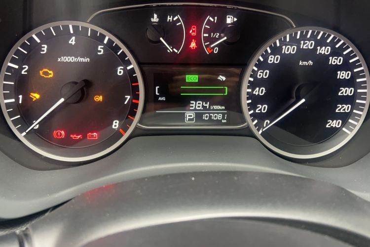 Used Nissan Sylphy 2018 1.6XV CVT Deluxe Edition Odometer Close Up