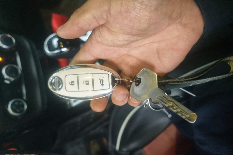 Used Nissan Sylphy 2018 1.6XV CVT Deluxe Edition Vehicle Key